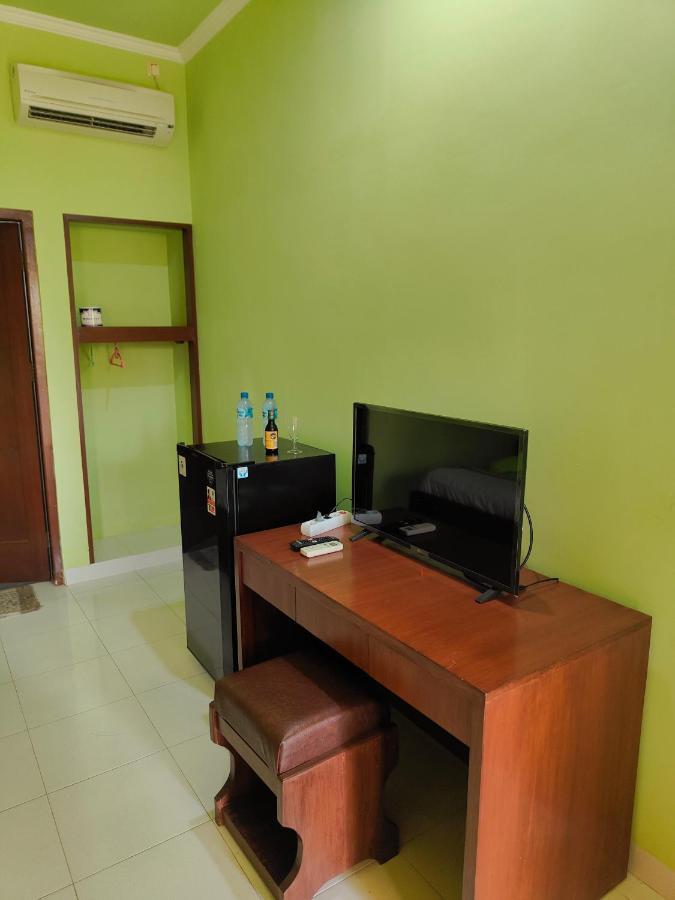 Berlian Inn Kuta Beach ภายนอก รูปภาพ