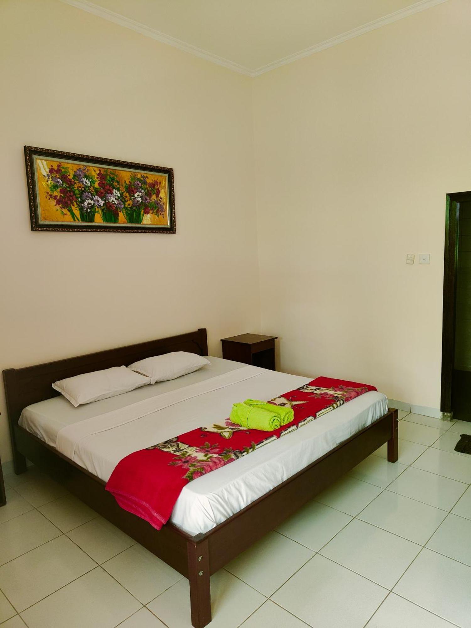 Berlian Inn Kuta Beach ภายนอก รูปภาพ